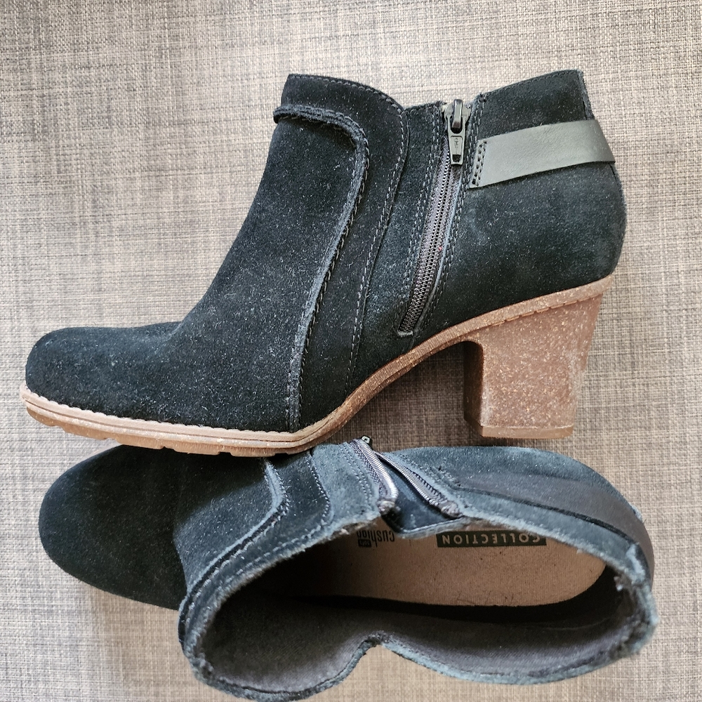 Clarks high heal boot